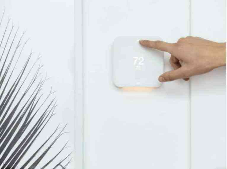 Vivint Element Thermostat