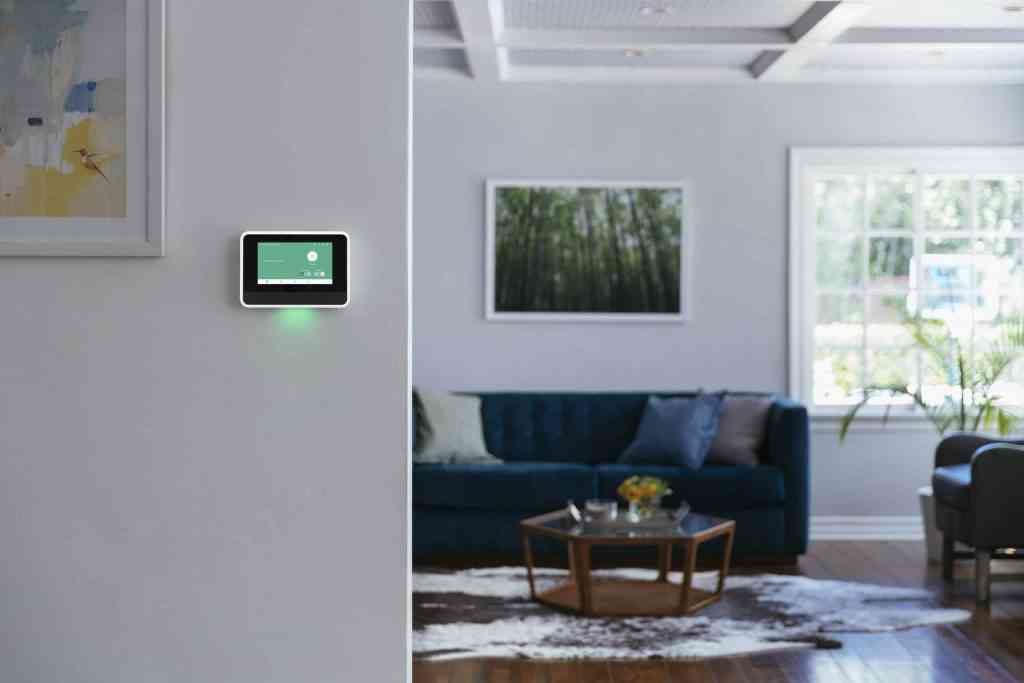 vivint smart hub