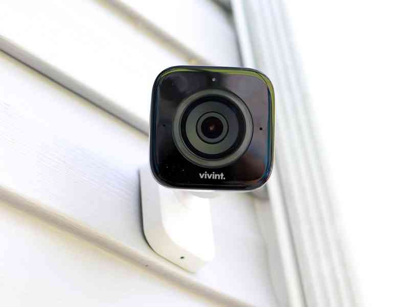 vivint-outdoor-camera-review-hero